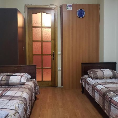 Intercity Hostel באטומי מראה חיצוני תמונה